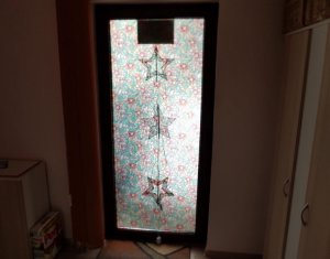 Lakás 3 szobák eladó on Floresti