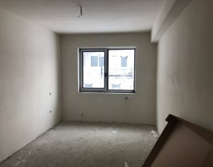 Lakás 3 szobák eladó on Floresti