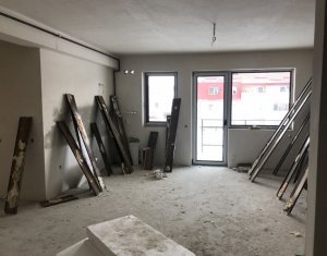 Lakás 3 szobák eladó on Floresti