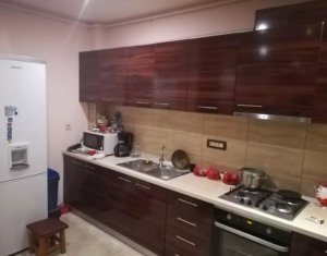 Lakás 2 szobák eladó on Floresti