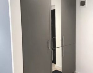 Lakás 3 szobák eladó on Floresti