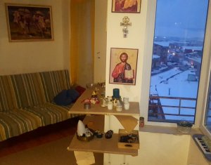 Lakás 4 szobák eladó on Floresti