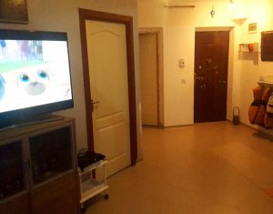 Lakás 4 szobák eladó on Floresti