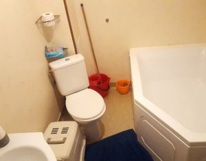 Lakás 4 szobák eladó on Floresti