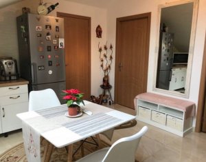 Lakás 3 szobák eladó on Floresti