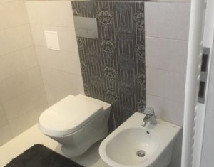 Lakás 3 szobák eladó on Floresti