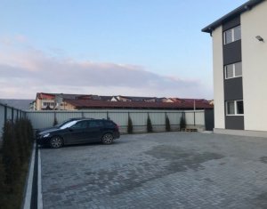 Lakás 3 szobák eladó on Floresti