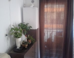 Lakás 3 szobák eladó on Floresti