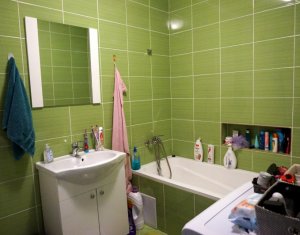 Lakás 2 szobák eladó on Floresti