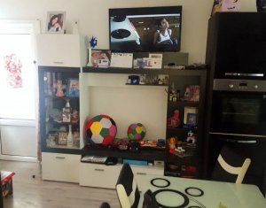 Ház 3 szobák eladó on Floresti