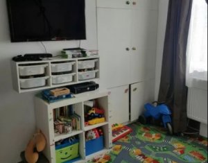 Lakás 3 szobák eladó on Floresti