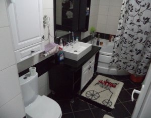 Lakás 2 szobák eladó on Floresti