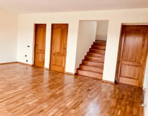 Ház 5 szobák kiadó on Cluj-napoca, Zóna Europa