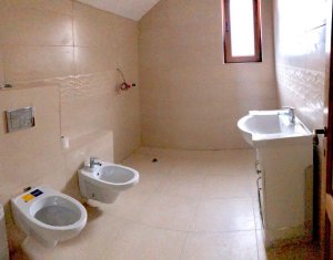 Ház 5 szobák kiadó on Cluj-napoca, Zóna Europa