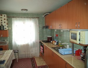 Lakás 4 szobák eladó on Cluj-napoca, Zóna Marasti