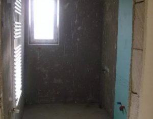 Lakás 3 szobák eladó on Floresti