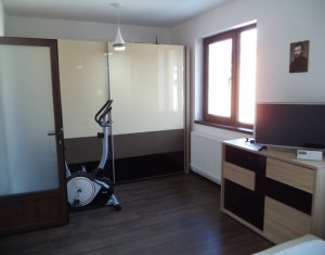 Ház 4 szobák eladó on Floresti