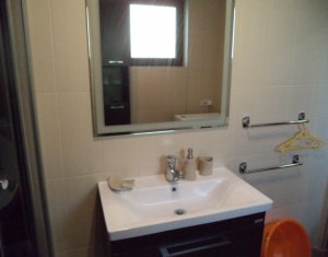 Ház 4 szobák eladó on Floresti