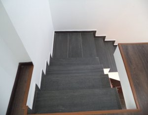 Ház 4 szobák eladó on Floresti