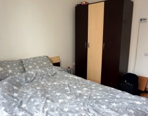 Lakás 3 szobák eladó on Floresti