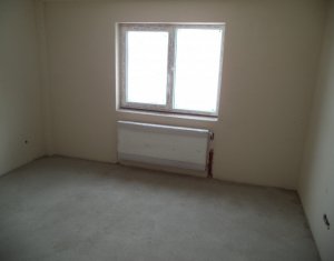 Lakás 3 szobák eladó on Floresti