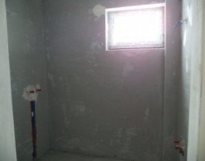 Lakás 3 szobák eladó on Floresti