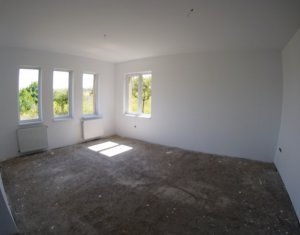 Ház 9 szobák eladó on Feleacu