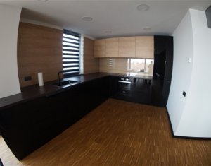 Appartement 3 chambres à louer dans Cluj-napoca, zone Zorilor