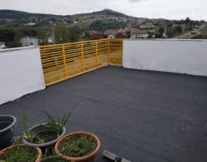 Ház 5 szobák eladó on Salicea