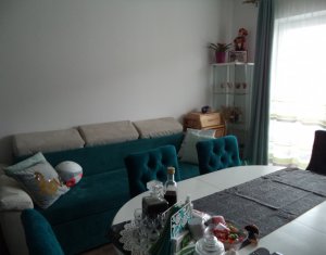 Lakás 3 szobák eladó on Floresti