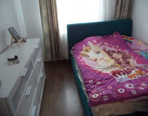 Lakás 3 szobák eladó on Floresti