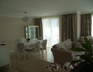 Maison 4 chambres à vendre dans Luna De Sus