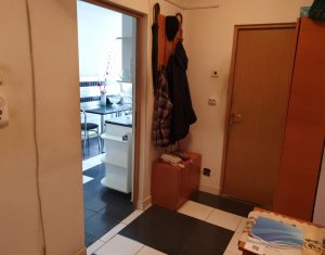 Lakás 4 szobák eladó on Cluj-napoca, Zóna Manastur