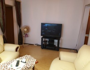 Lakás 4 szobák eladó on Cluj-napoca, Zóna Manastur