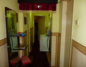 Lakás 4 szobák eladó on Cluj-napoca, Zóna Manastur