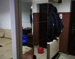 Lakás 2 szobák eladó on Floresti