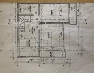 Ház 4 szobák kiadó on Floresti