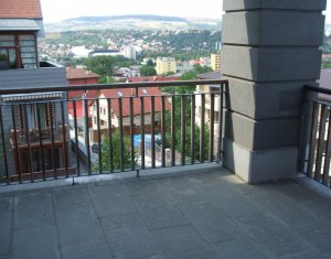 Lakás 4 szobák kiadó on Cluj-napoca, Zóna Centru