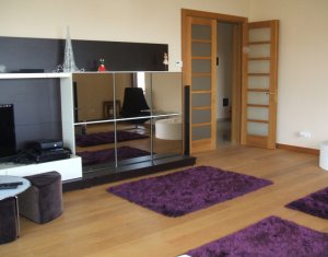 Lakás 4 szobák kiadó on Cluj-napoca, Zóna Centru