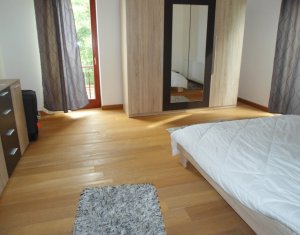 Lakás 4 szobák kiadó on Cluj-napoca, Zóna Centru