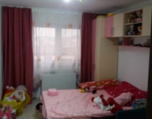 Lakás 2 szobák eladó on Floresti