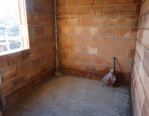 Ház 4 szobák eladó on Dezmir