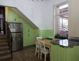 Ház 5 szobák eladó on Cluj-napoca, Zóna Centru