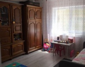 Lakás 2 szobák eladó on Floresti