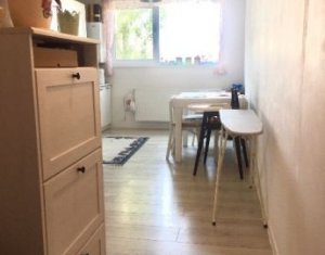 Lakás 2 szobák eladó on Floresti