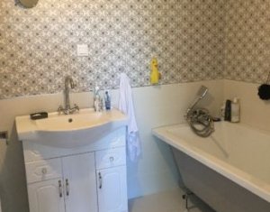 Lakás 2 szobák eladó on Floresti