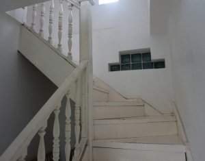 Ház 6 szobák eladó on Cluj-napoca, Zóna Iris