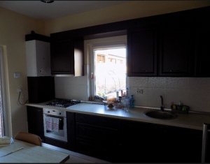 Ház 3 szobák eladó on Floresti