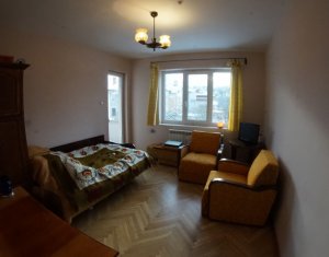 Lakás 4 szobák eladó on Cluj-napoca, Zóna Andrei Muresanu