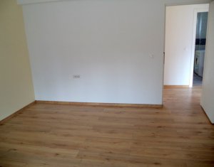 Lakás 2 szobák eladó on Floresti